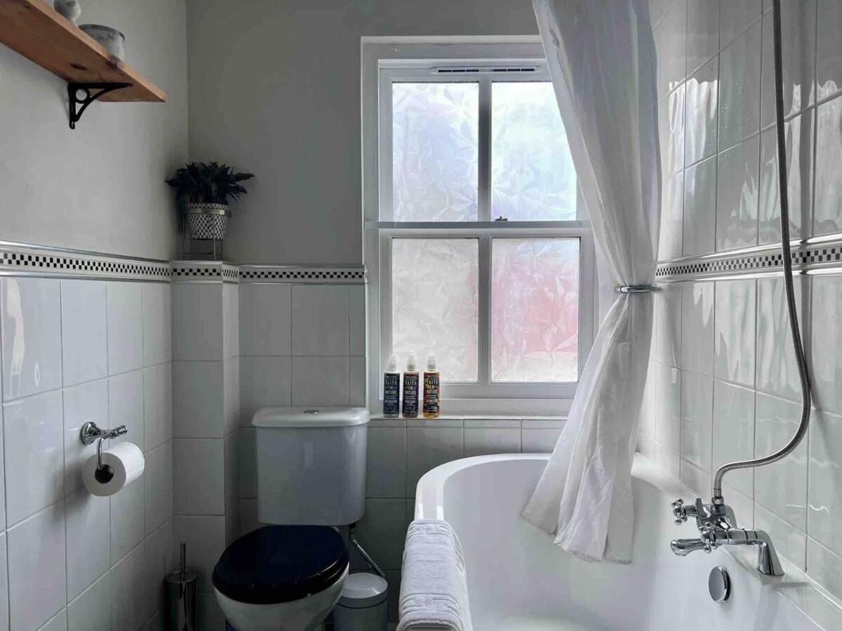Cosy Georgian Cottage - Parking - Central Frome Luaran gambar